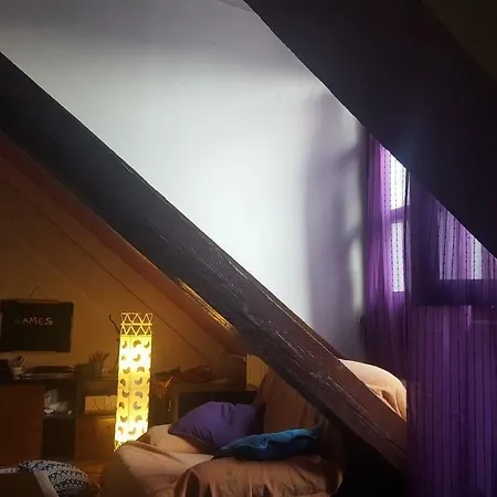 Goodnight Grooves Hostel